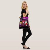 Mit meinem Monster Friends Halloween Tasche (Am Model)