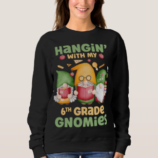 Mit meinem PICU Nurse Gnomes Ugly Xmas Matchi Sweatshirt