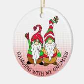 Mit meinen Gnomies-Weihnachten umgehen Keramik Ornament (Links)