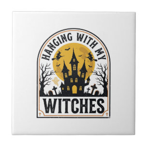 Mit meinen Hexen abhängen Vintage Halloween Design Fliese