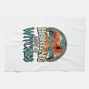 Mit meinen Hexen abhängen Vintage-Halloween-Design Geschirrtuch
