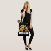 Mit meinen Hexen Halloween Tote Tag Tasche (Am Model)