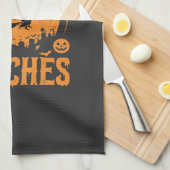 Mit meinen Hexen hängend Halloween-Design (3) Geschirrtuch (Viertel Falte)