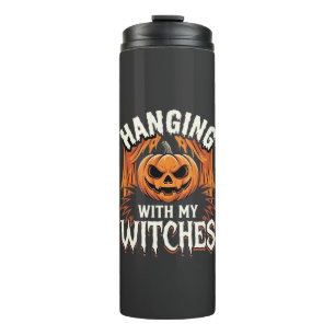 Mit meinen Hexen hängend Halloween-Kürbis Thermosbecher