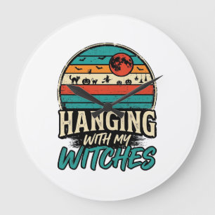Mit meinen Hexen hängend Vintage-Halloween-Shirt D Große Wanduhr