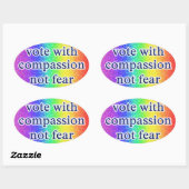 mit Mitgefühl abstimmen, nicht fürchten Ovaler Aufkleber (Blatt)