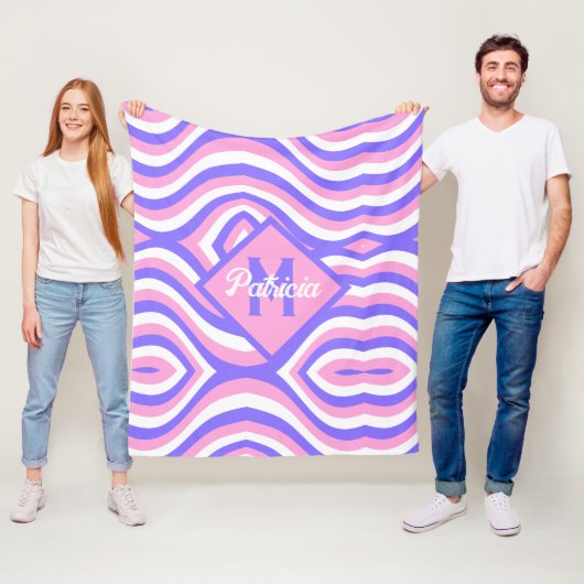 Mit Monogramm 70er Groovy pink & lila psychedelisc Fleecedecke (Beispiel)
