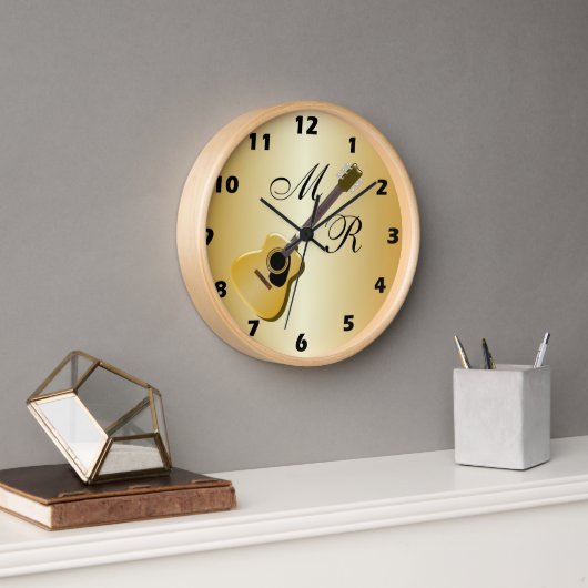 Mit Monogramm akustische Gitarre Wanduhr (Büro)