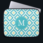 Mit Monogramm Aqua Lemon Diamond Ikat Muster Laptopschutzhülle<br><div class="desc">Stilvolles und elegantes Design mit einem farbenfrohen und trendigen Diamanten-ikat-Muster und kann mit Ihrem Monogramm,  Initial,  Name oder beliebigem Text Ihrer Wahl personalisiert werden,  um ein individuelles Geschenk zu erhalten!</div>