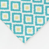 Mit Monogramm Aqua Yellow Diamonds Ikat Pattern Fleecedecke (Ecke)