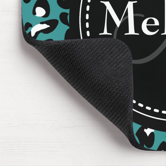 Mit Monogramm Aquamarines Schwarz-weißes Leopard-M Mousepad (Ecke)