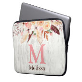 Mit Monogramm Aquarellblume auf rustikalem Weißhol Laptopschutzhülle (Vorderseite Links)