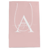 Mit Monogramm Baby Pink | Minimalistisches Elegant Mittlere Geschenktüte (Vorderseite)