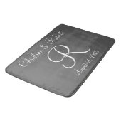 Mit Monogramm Bademantel Badematte (Schrägansicht)