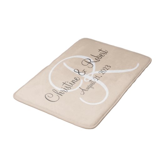 Mit Monogramm Bademantel Badematte (Schrägansicht)