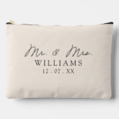 Mit Monogramm Beige Elegante Script-Gastgeschenk H Zubehörtasche (Vorderseite)