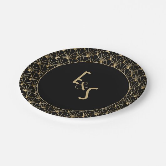 Mit Monogramm Black and Gold Art Deko Wedding Part Pappteller (Schrägansicht)