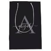 Mit Monogramm Black Charcoal Gray | Minimal Elegan Mittlere Geschenktüte (Vorderseite)