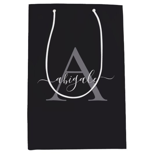Mit Monogramm Black Charcoal Gray | Minimal Elegan Mittlere Geschenktüte (Vorderseite)