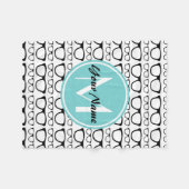 Mit Monogramm Black Glasses Aqua Personalisierter Fleecedecke (Vorderseite (Horizontal))