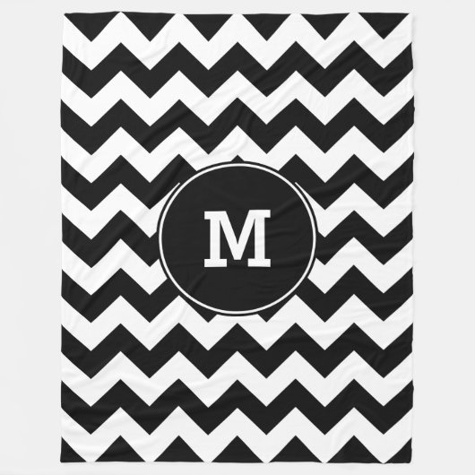 Mit Monogramm Black Zigzag Muster Fleecedecke (Vorderseite)