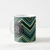 Mit Monogramm blaues Tribal-Zickzack Muster Kaffeetasse (Vorderseite Links)