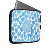 Mit Monogramm blaues Watercolor-Herz-Muster Laptopschutzhülle (Vorne Rechts)