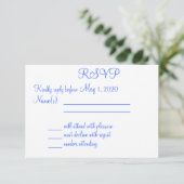 Mit Monogramm Blue Beach Wedding RSVP Karten (Stehend Vorderseite)