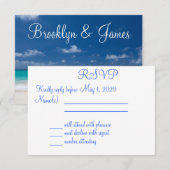 Mit Monogramm Blue Beach Wedding RSVP Karten (Vorne/Hinten)