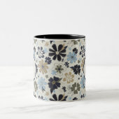 Mit Monogramm Blue Tan-Blume mit Blumendruck Zweifarbige Tasse (Mittel)