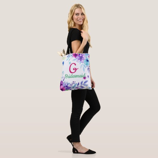 Mit Monogramm Blumenfeier Tasche (Am Model)