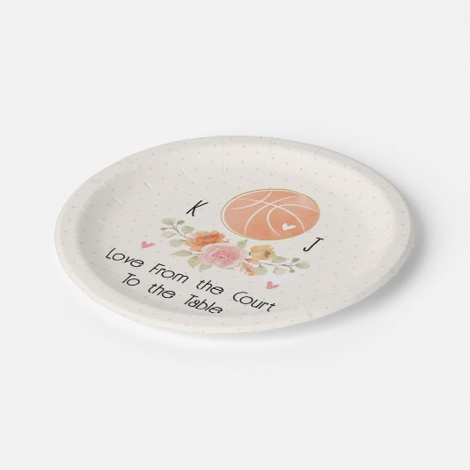 Mit Monogramm Blumenkorbball-Polterabend Pappteller (Schrägansicht)