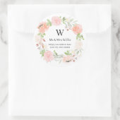 Mit Monogramm Blush Ivory Rose Blume Rücksendeadre Runder Aufkleber (Tasche)