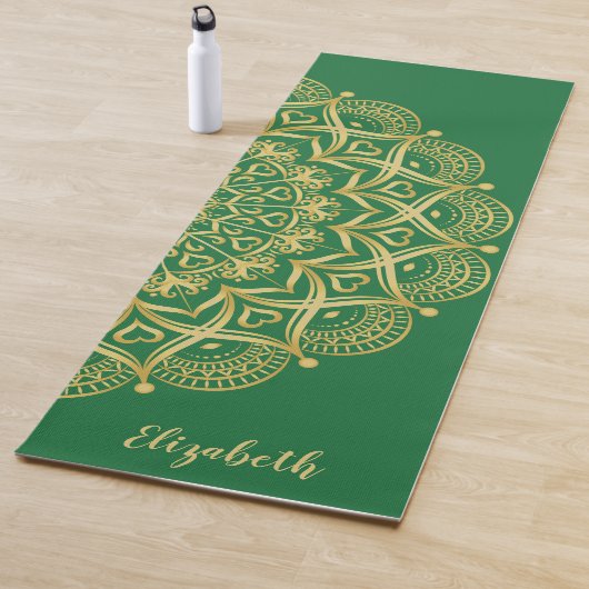 Mit Monogramm Boho Elegant Mandala Green und Gold Yogamatte (Beispiel)