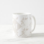 Mit Monogramm botanisches Beige-Dekorationsblatt Kaffeetasse (VorderseiteRechts)