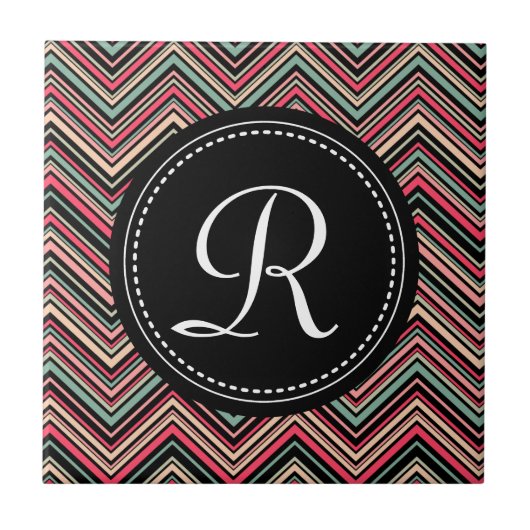 Mit Monogramm, buntes Tribal-Zickzack Muster Fliese (Vorderseite)