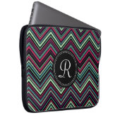 Mit Monogramm, buntes Tribal-Zickzack Muster Laptopschutzhülle (Vorne Rechts)
