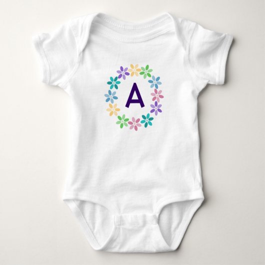 Mit Monogramm Daisy Circlet Baby Strampler (Vorderseite)