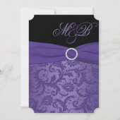 Mit Monogramm Einladung von Lila und Black Damask (Vorderseite)