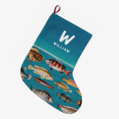 Mit Monogramm Fisch unter blauem Ozean Großer Weihnachtsstrumpf (Vorderansicht (hängend))