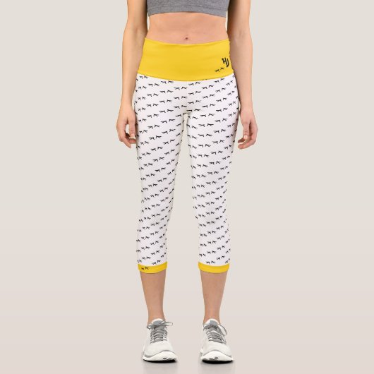 Mit Monogramm Funky Fun Chicken Sei verrückt! Capri Leggings (Vorderseite)