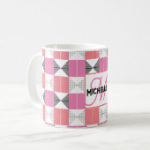 Mit Monogramm geometrisches Muster in rosa und sch Kaffeetasse (Vorderseite Links)