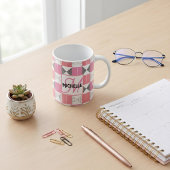Mit Monogramm geometrisches Muster in rosa und sch Kaffeetasse