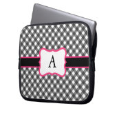 Mit Monogramm Gingham Laptop Case (Vorderseite Links)