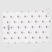 Mit Monogramm, glatter Segelbock an der Küste Golfhandtuch (Horizontal)