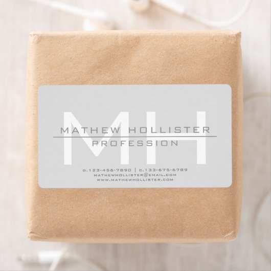 Mit Monogramm, graues Geschäft für Männer (Insitu)