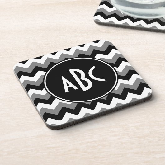 Mit Monogramm Grey Black und White Zigzag Untersetzer (Linke Seite)