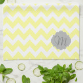 Mit Monogramm hellgelbes und graues Zickzack Handtuch (Gefaltet)