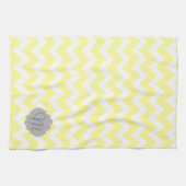 Mit Monogramm hellgelbes und graues Zickzack Handtuch (Horizontal)