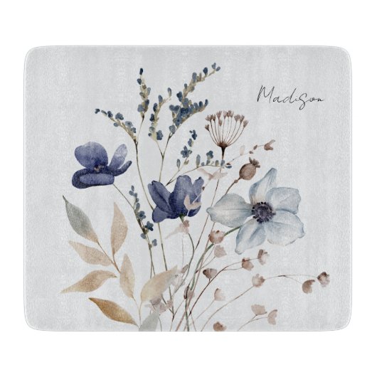 Mit Monogramm Hübsche Aquarellblau-Wildblume Schneidebrett (Vorderseite)